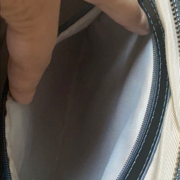 Burberry handbag - Picture 4 of 10